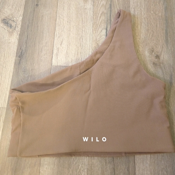 Wilo Asymmetrical Ribbed Bra - Picture 8 of 8